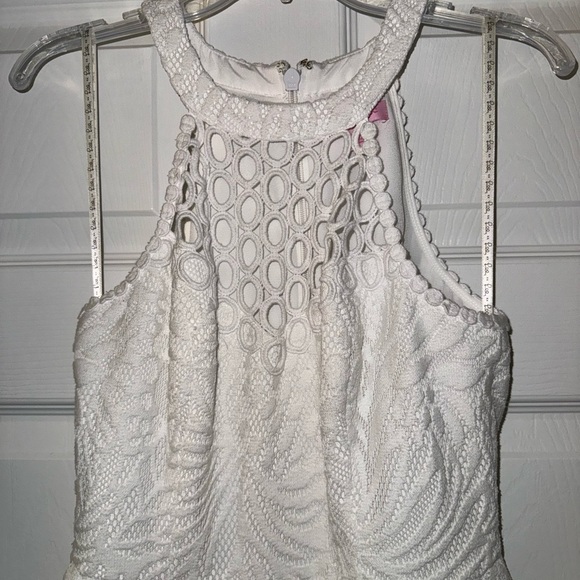 White Lilly Pulitzer Dress! - Picture 4 of 6